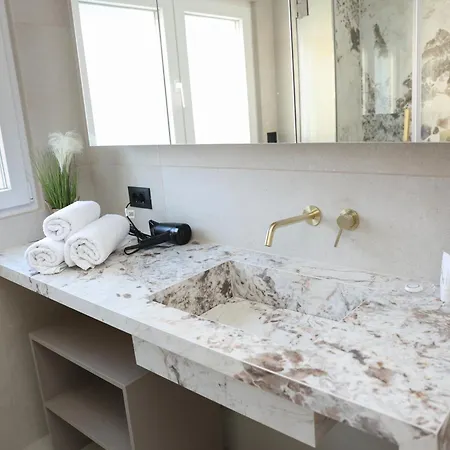 Urban Crown Appartement